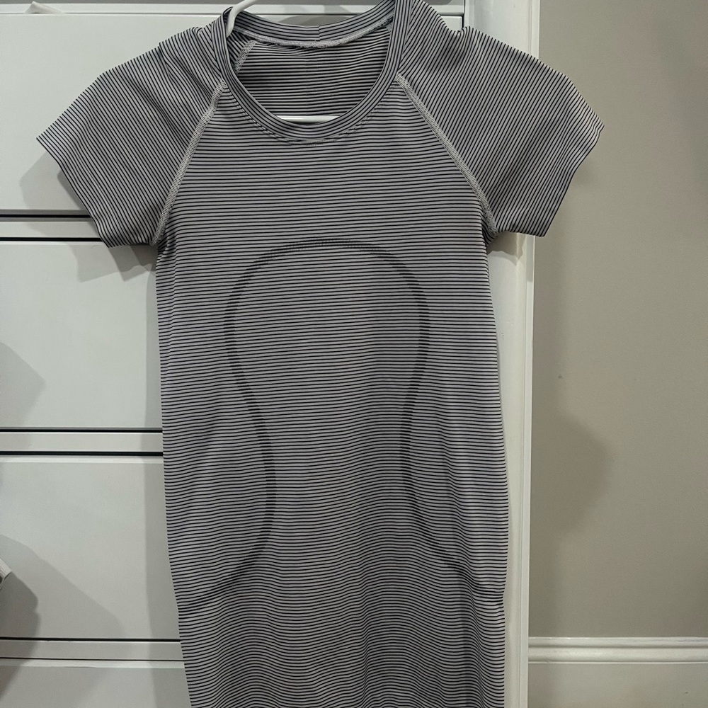 lululemon swiftly tech short sleeve